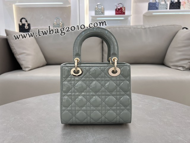 Dior专柜新款迪奥高仿原单四格漆皮酒红Lady戴妃手提女包 djfk1322